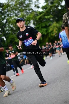 Runner Photo 4132788