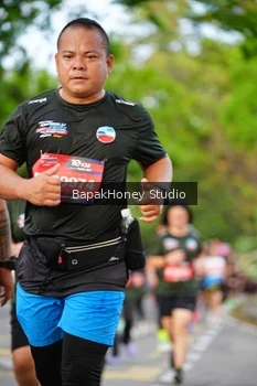 Runner Photo 4132997