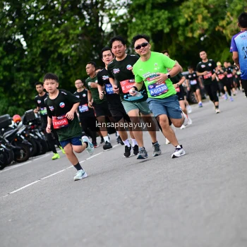 Runner Photo 4133012