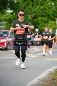 Runner Photo 4133016