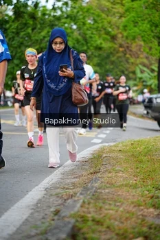 Runner Photo 4133043
