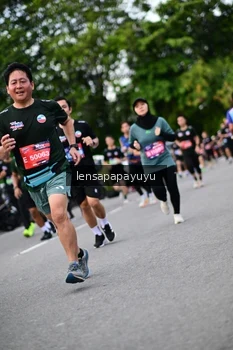 Runner Photo 4133078