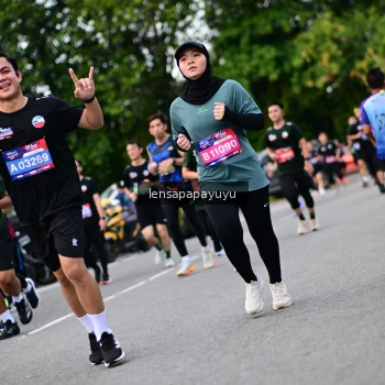 Runner Photo 4133103