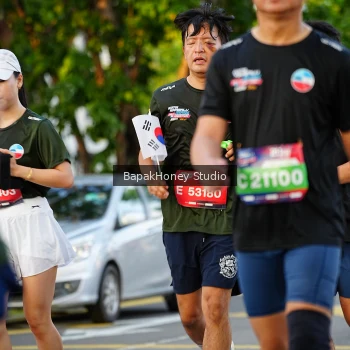 Runner Photo 4133144
