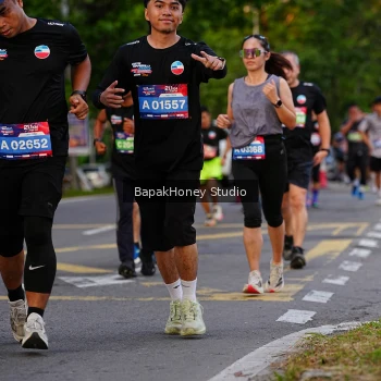 Runner Photo 4133149