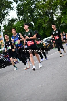 Runner Photo 4133159