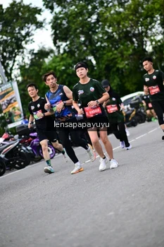 Runner Photo 4133162