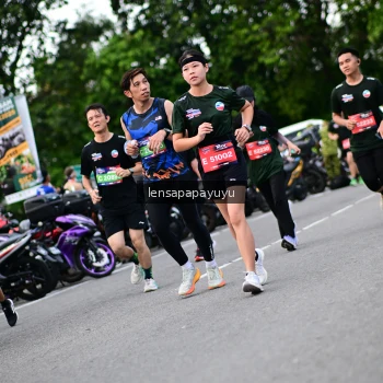 Runner Photo 4133169