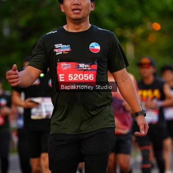 Runner Photo 4133170