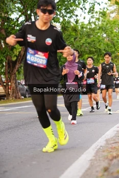 Runner Photo 4133189
