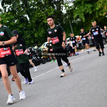 Runner Photo 4133231