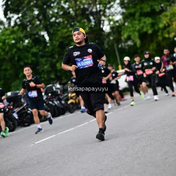 Runner Photo 4133238