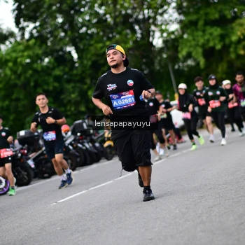 Runner Photo 4133253