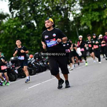 Runner Photo 4133256