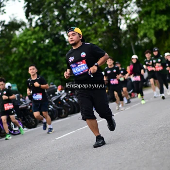 Runner Photo 4133261