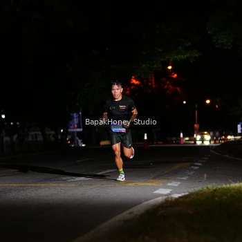 Runner Photo 4133348