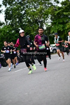 Runner Photo 4133357