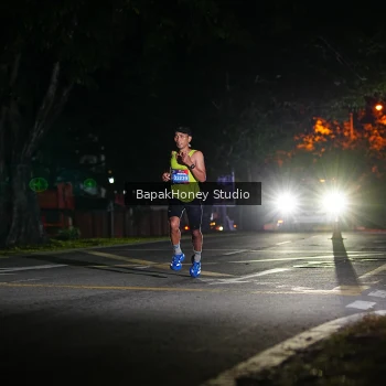 Runner Photo 4133362