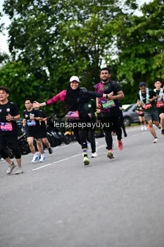 Runner Photo 4133367