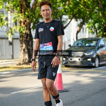 Runner Photo 4133378