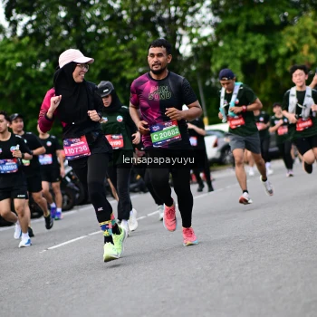 Runner Photo 4133387