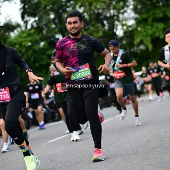 Runner Photo 4133434