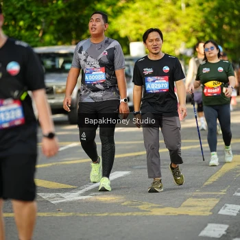 Runner Photo 4133449
