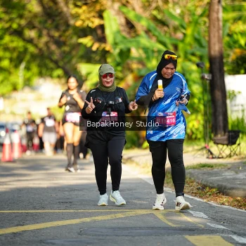 Runner Photo 4133457