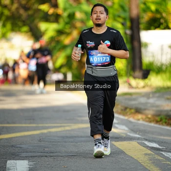 Runner Photo 4133461