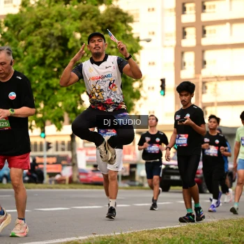 Runner Photo 4133528