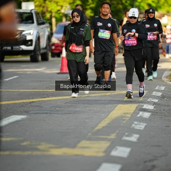Runner Photo 4133536