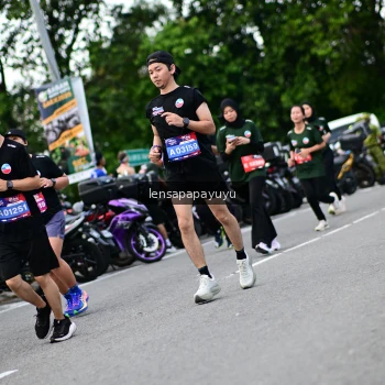 Runner Photo 4133669