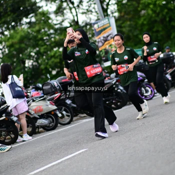 Runner Photo 4133686