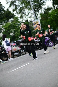 Runner Photo 4133709