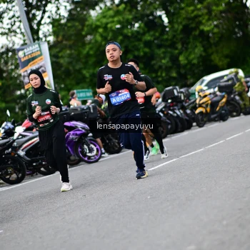 Runner Photo 4133735