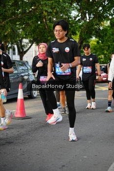 Runner Photo 4133753