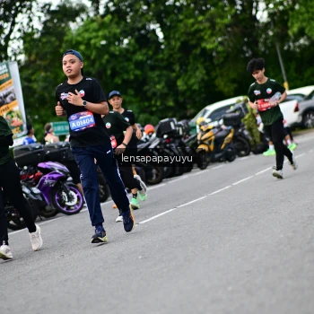 Runner Photo 4133761