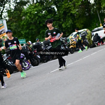 Runner Photo 4133766