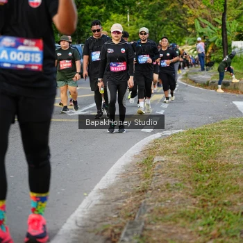Runner Photo 4133805