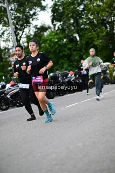 Runner Photo 4133816