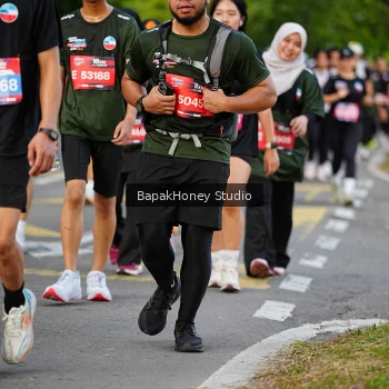 Runner Photo 4133817