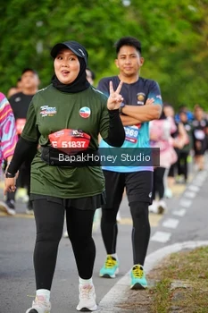Runner Photo 4133825