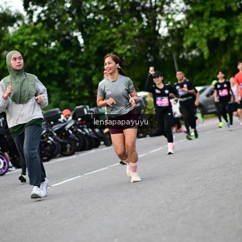 Runner Photo 4133848