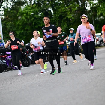 Runner Photo 4133854