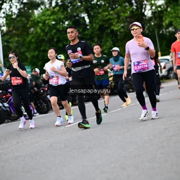 Runner Photo 4133857