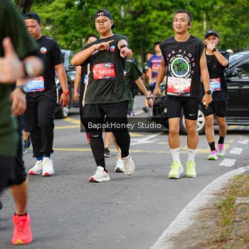 Runner Photo 4133859