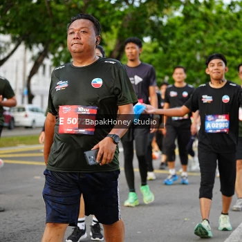 Runner Photo 4133873
