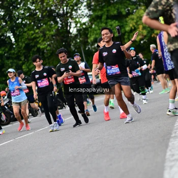 Runner Photo 4133877