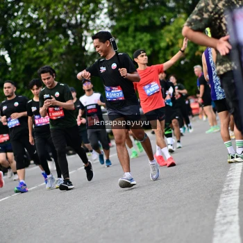 Runner Photo 4133881