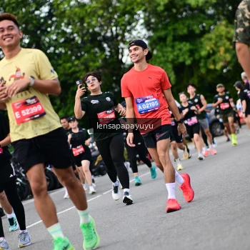 Runner Photo 4133904